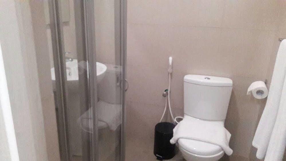 Sea View Hotel Коломбо Екстер'єр фото