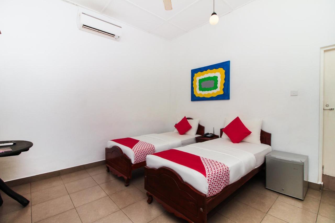Sea View Hotel Коломбо Екстер'єр фото